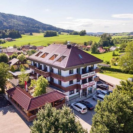 Gasthaus Hotel Beim Erich Oberhofen am Irrsee エクステリア 写真